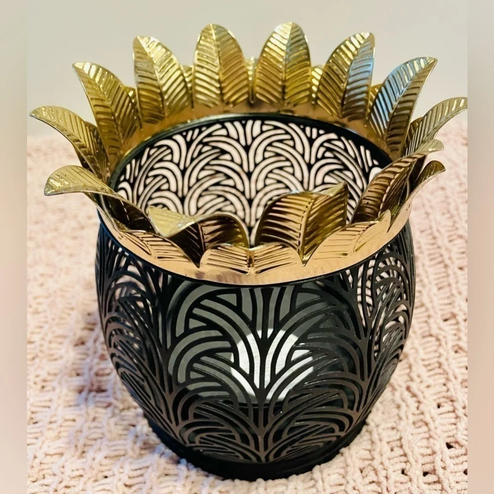 🌟HP🌟 PINEAPPLE LEAVES Oversized 3 Wick Candle Holder Bath Body Works Retired
